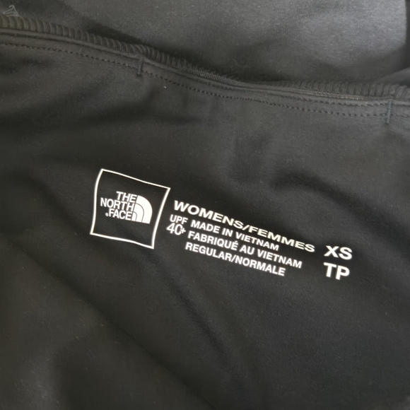 The North Face UPF 40+ Cropped Legging - Picture 3 of 4